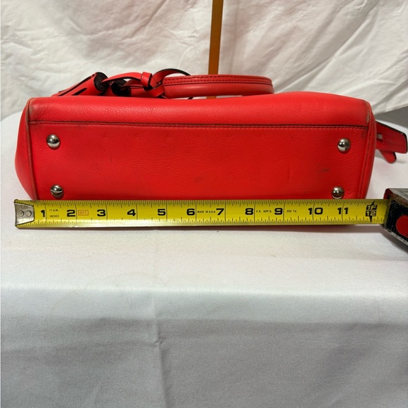 Coach Legacy Medium Candace Carryall in vermillion red glove-tanned leather - Picture 11 of 12